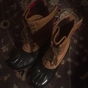 Madden girl duck boots